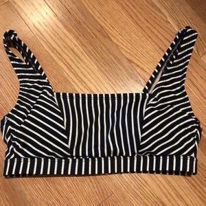 Like new bikini top size medium